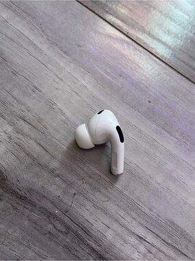 Apple White AirPods Pro (Single Earbud)